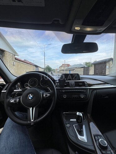 BMW 320-8