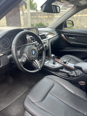 BMW 320-7