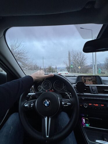 BMW 320-15