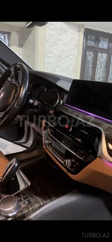 BMW 530-2