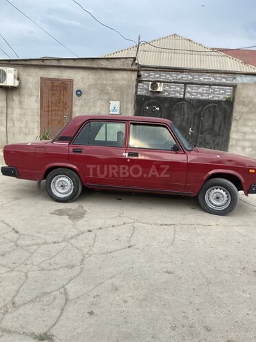 LADA (VAZ) 2107-2