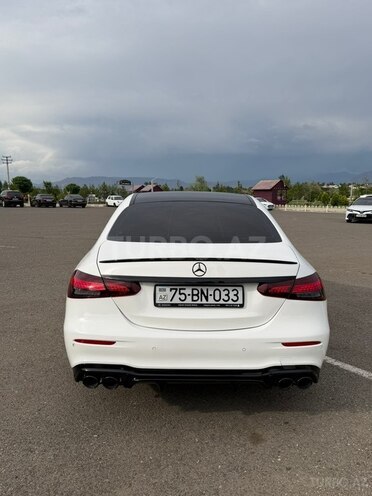 Mercedes E 300-2