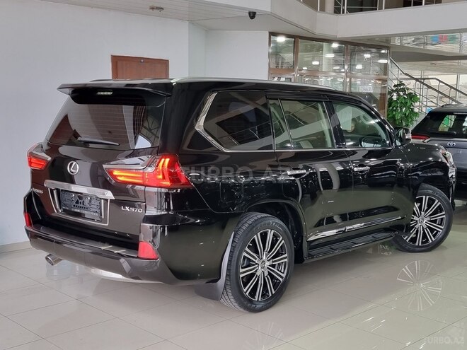 Lexus LX 570-7
