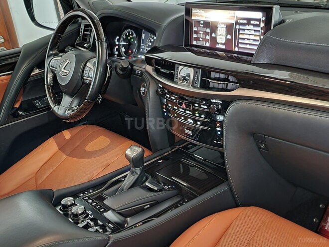 Lexus LX 570-16