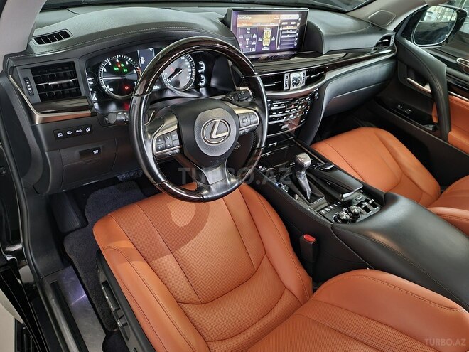Lexus LX 570-11