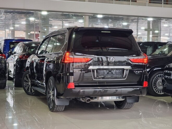Lexus LX 570-9