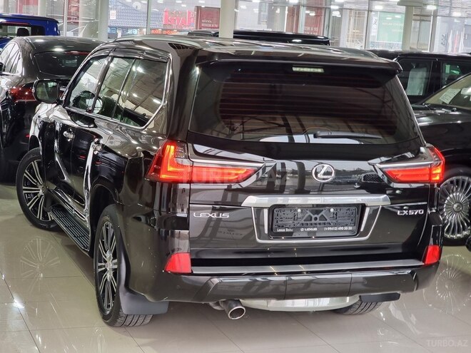 Lexus LX 570-10