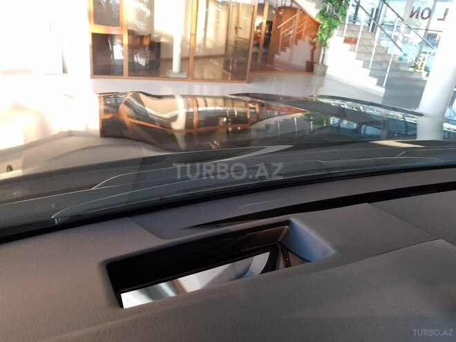 Lexus LX 570-14