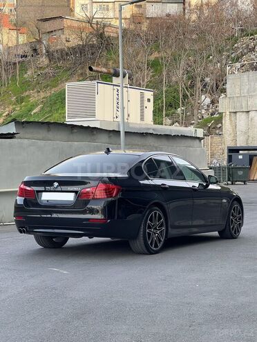 BMW 528-7