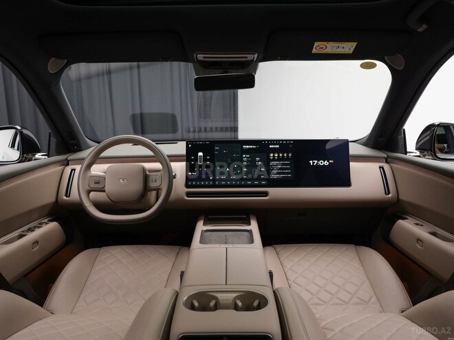 Li Auto L8-8
