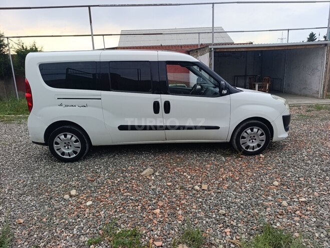 Fiat Doblo-2