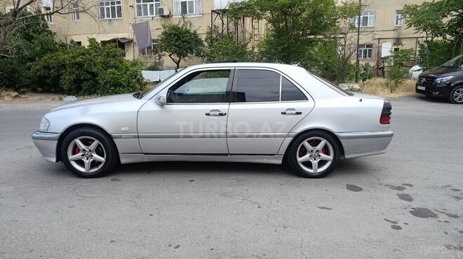 Mercedes C 200-4
