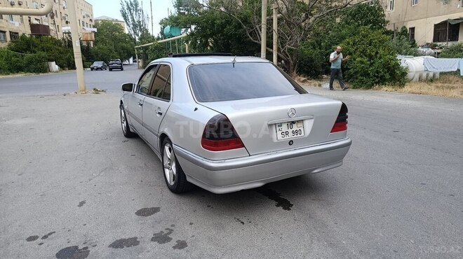 Mercedes C 200-8