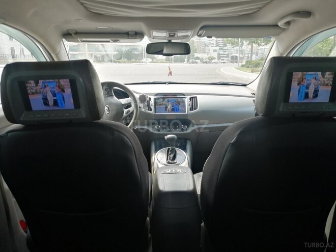 Kia Sportage-12