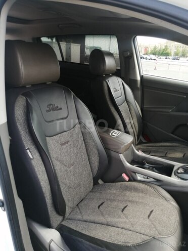 Kia Sportage-11
