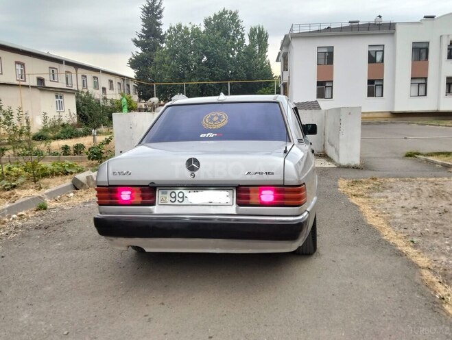 Mercedes 190-3