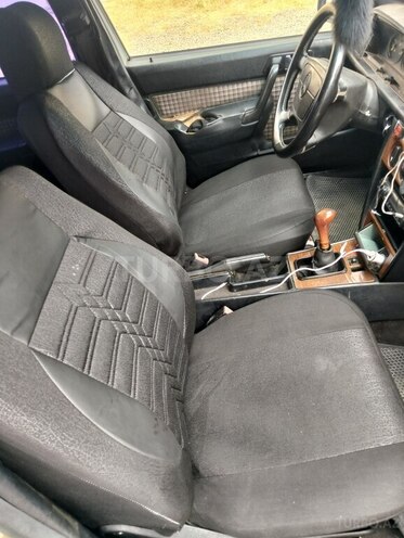 Mercedes 190-9