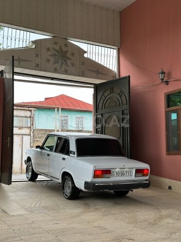 LADA (VAZ) 2107-8