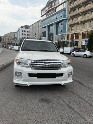 Toyota Land Cruiser-2