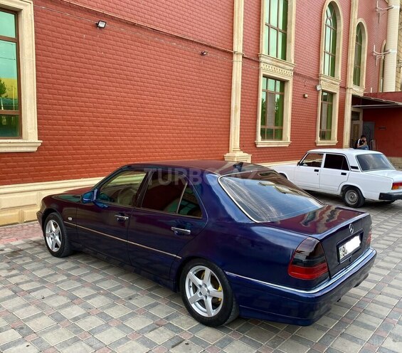 Mercedes C 220-7