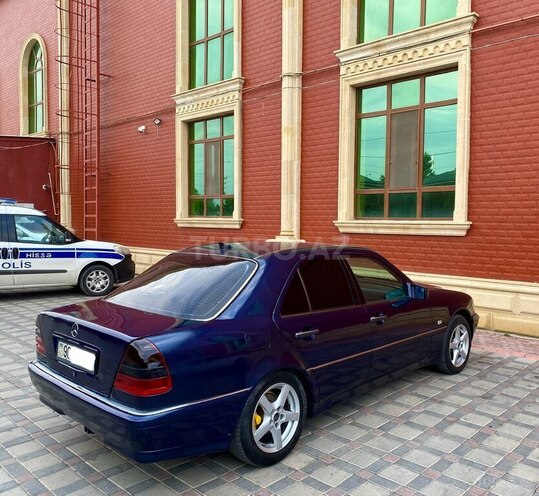 Mercedes C 220-8