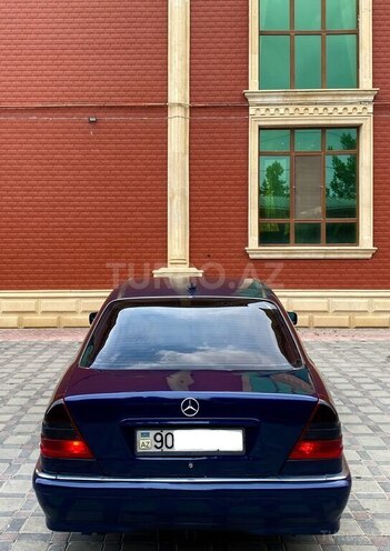 Mercedes C 220-13