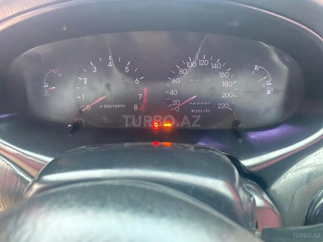 Hyundai Elantra-10
