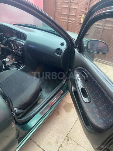 Hyundai Elantra-9