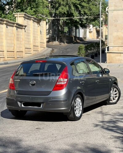 Hyundai i30-6