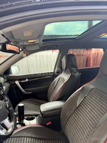 Kia Sorento-9
