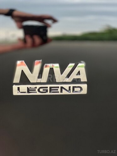 LADA (VAZ) Niva-15