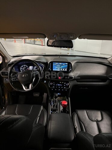 Hyundai Santa Fe-11