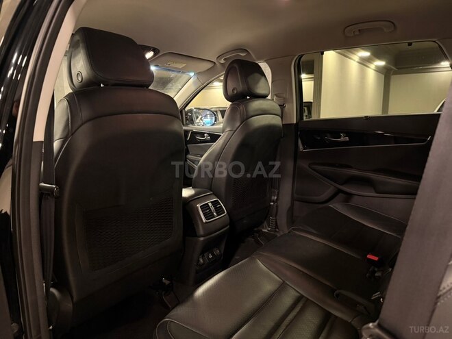 Kia Sorento-10