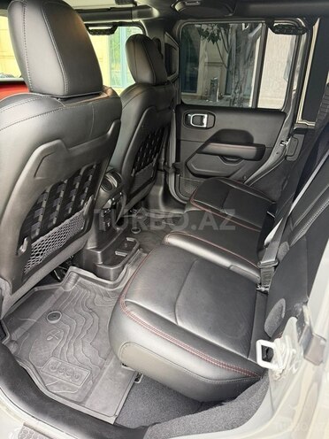 Jeep Wrangler-8