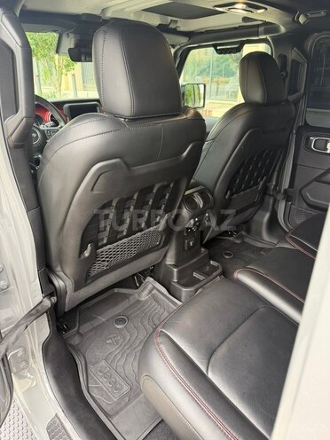 Jeep Wrangler-7