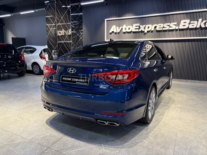 Hyundai Sonata-5