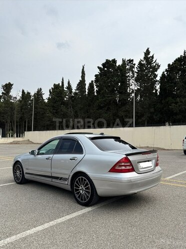 Mercedes C 200-4