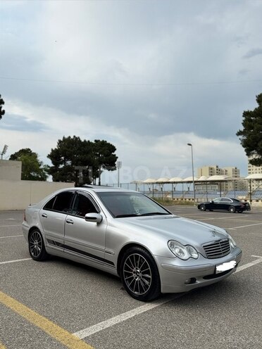 Mercedes C 200-8