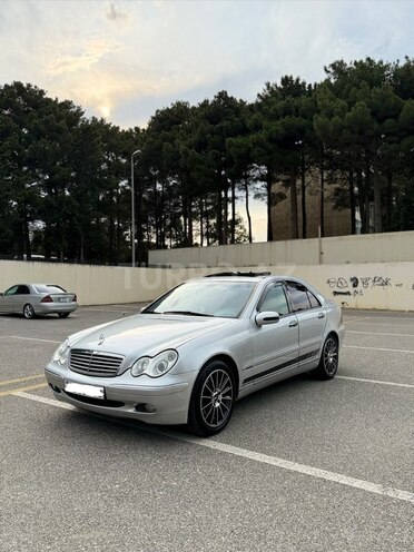 Mercedes C 200-2