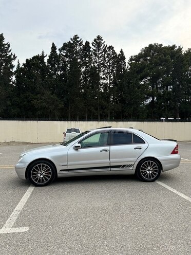 Mercedes C 200-3