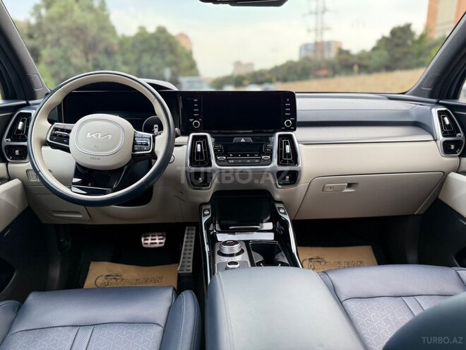 Kia Sorento-12