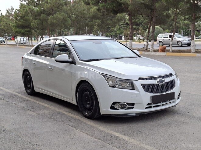 Chevrolet Cruze-1