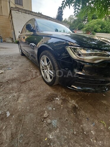 Audi A6-6