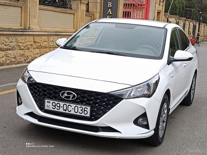 Hyundai Accent-1