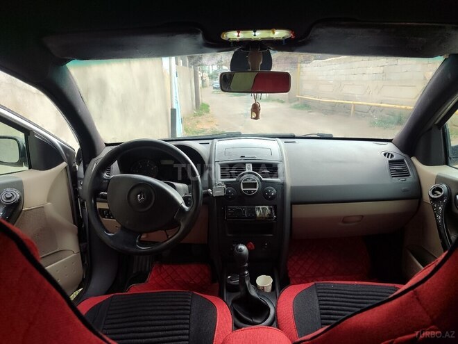 Renault Megane-8