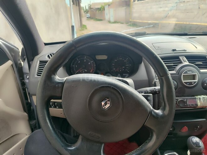Renault Megane-9
