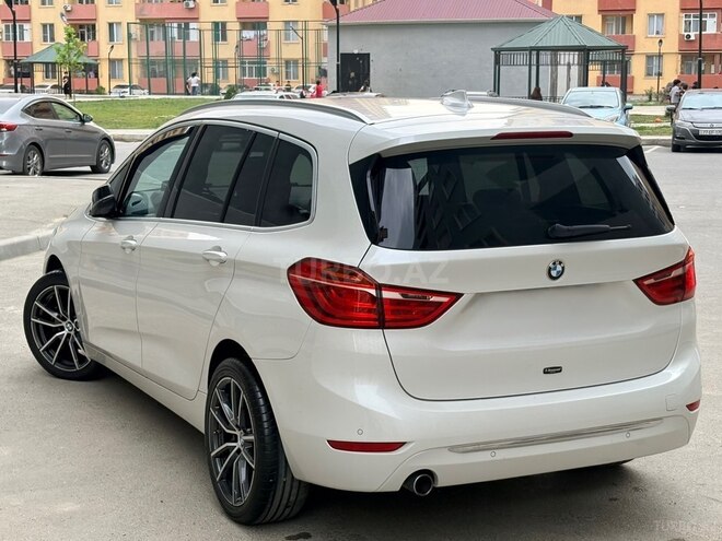 BMW 216-7