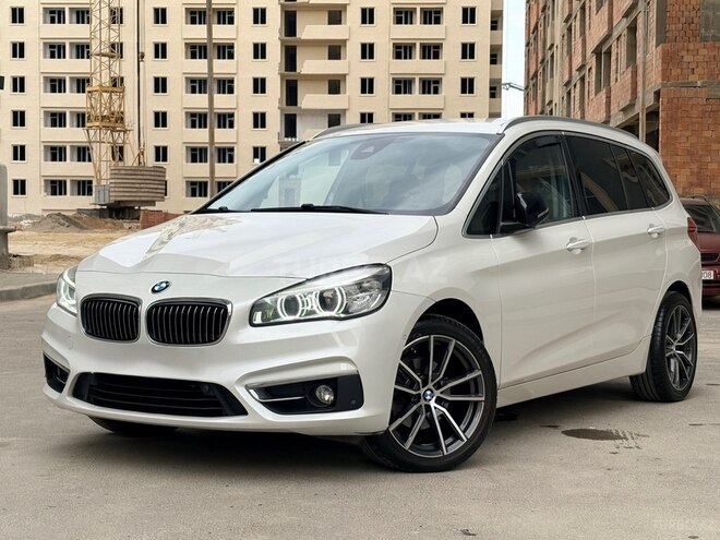 BMW 216-4