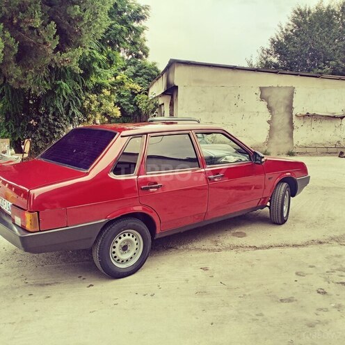 LADA (VAZ) 21099-2