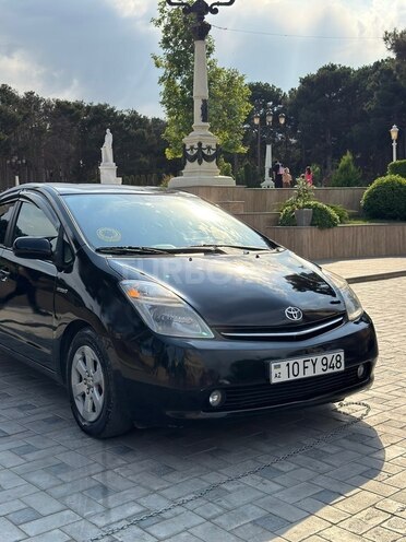 Toyota Prius-7